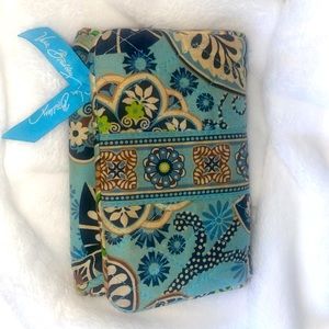 Vera Bradley wallet